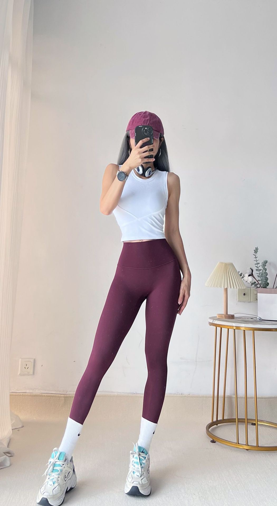 Primavera y otoño pantalones de yoga secado rápido cintura alta sin líneas embarazosas leggings de yoga entrenamiento deportivo pantalones de nueve puntos
