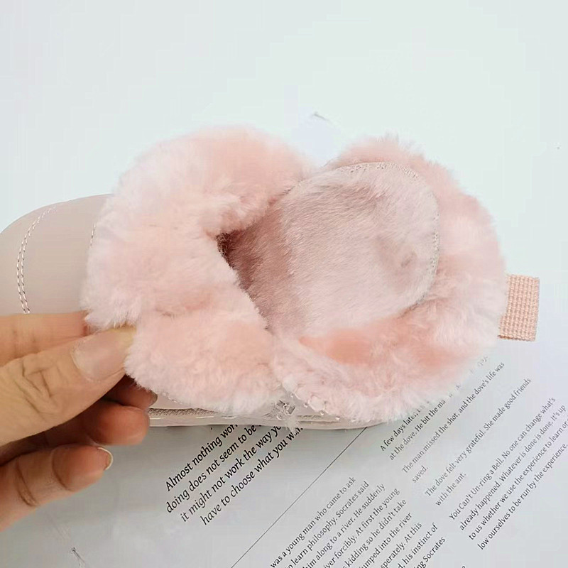 22-33 Tamaño de invierno de niños botas de nieve 2025 nuevas botas cortas para niños con botas de algodón gruesas para bebés calientes