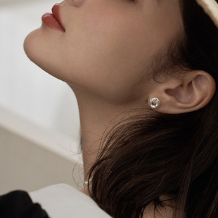 Pn Pearl Earrings for Women Retro Hepburn Simple Women's Small 925 Sterling Silver Anti-allergy Niche Brand Earrings Earrings