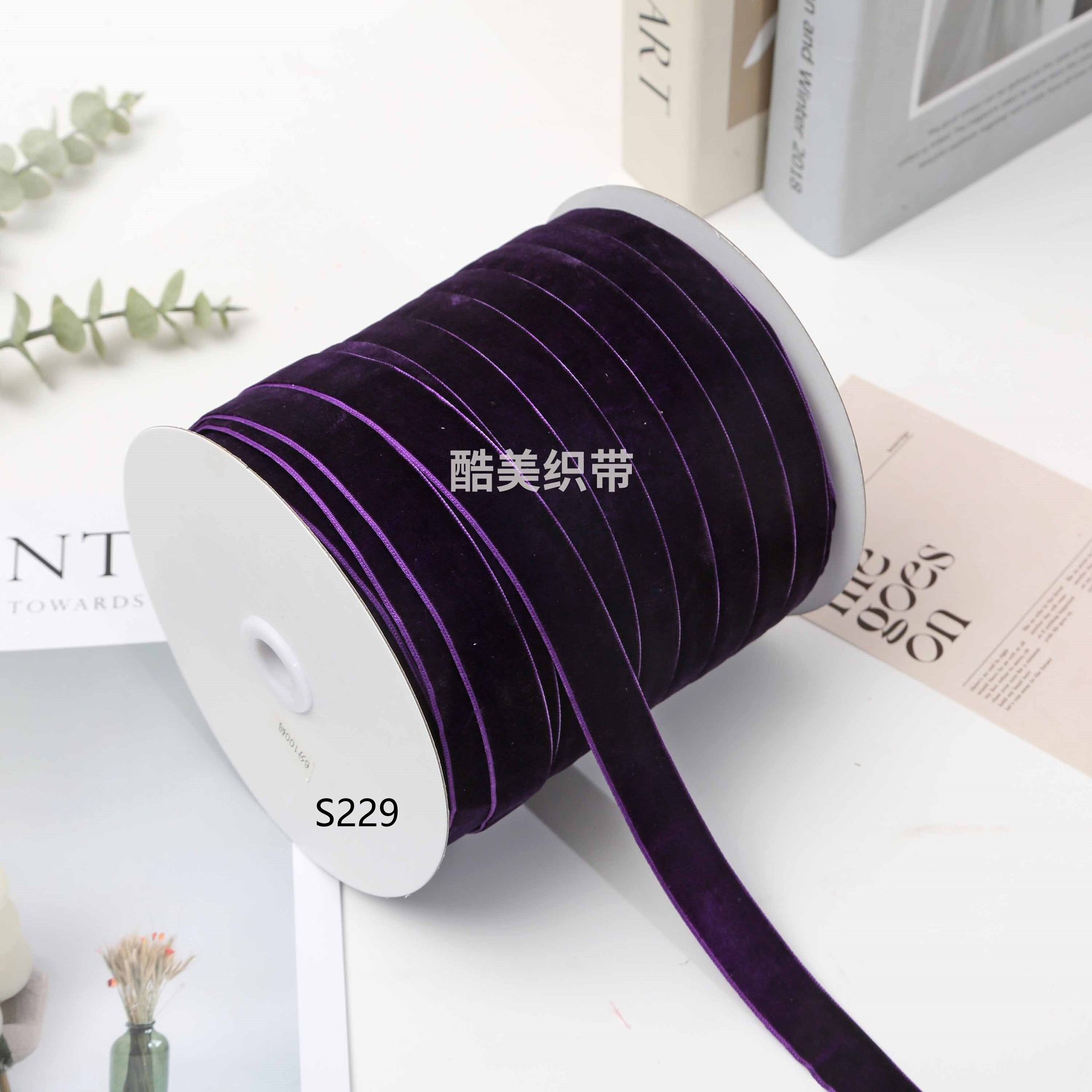 Stock 1.5cm / 2cm / 2.5cm unilateral cinta de terciopelo de terciopelo de color diy arco hecho a mano