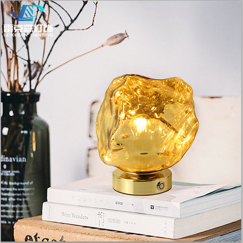Creative Lava Table Lamp Glass Retro Light Luxury Internet Celebrity Bedroom Bedside Led Atmosphere Cross-Border Lamp Lighting Fixtures Creative Lava Table Lamp Glass Retro Light Luxury Internet Celebrity Bedroom Bedside Led Atmosphere Cross-Border Lamp Lighting Fixtures