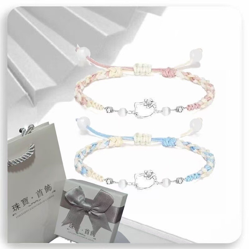 Chinese-Style Carved Pure Silver Bracelet: Exquisite and Cute Hello Kitty Birthday Gift for Couples and Best Friends Chinese-Style Carved Pure Silver Bracelet: Exquisite and Cute Hello Kitty Birthday Gift for Couples and Best Friends