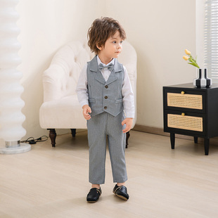 ��ͯ����Y��С���������Ӣ���L��ͯ�к���Y��ʿ�Ɍ��ݳ������b