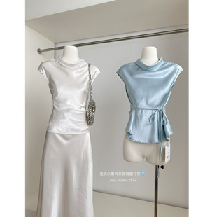 Summer New Elegant Satin High-End Photo-Sensitive Top Women's Design Niche Versatile T-Shirt Summer