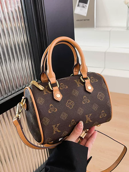 Luxury trendy women's handbags, Korean niche stylish vintage shoulder pillow bag, crossbody bag, Boston bag