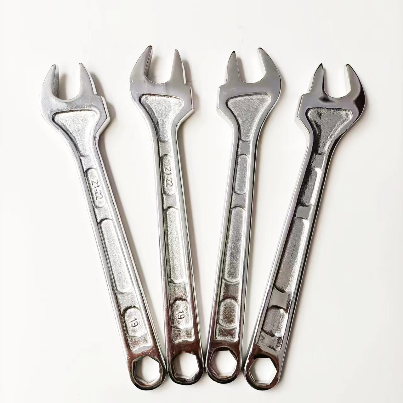 临沂五金现货供应纯钢锻打架子工扳手19-21-22固定脚手架专用工具