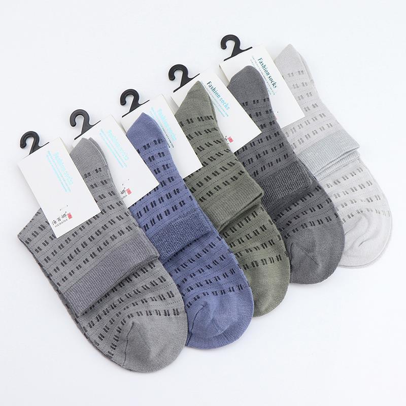 Men's spring and summer thin mesh breathable air conditioning hole socks non-stinky feet thin cotton sweat-absorbent mid-calf quality comfortable men's socks