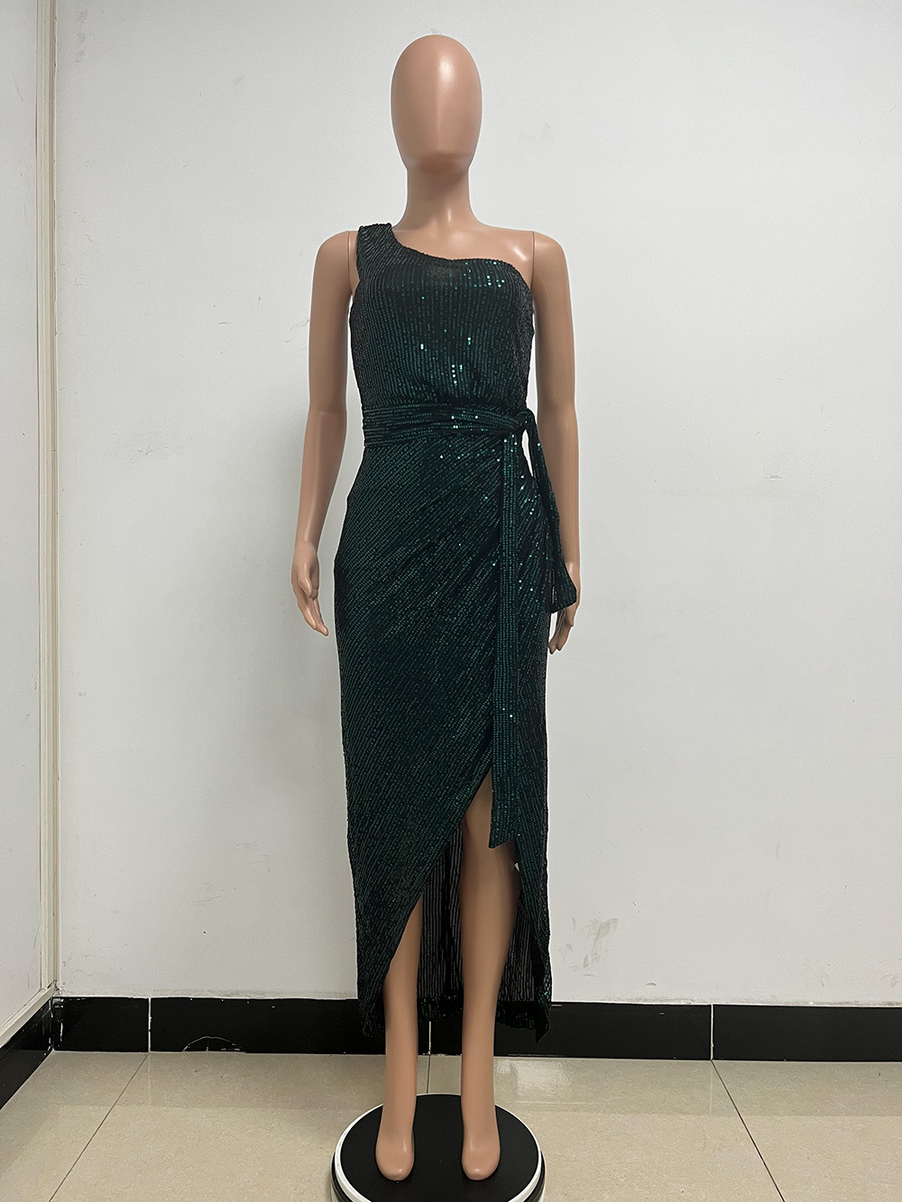 357g Weight Maxi Long Dress Dress Length Type Sleeveless Sleeve Length Sheath Dress Dresses Type Spandex, Polyester Fabric Type High Waist Waist Line Holiday, Daily Occasion Oblique collar Neckline Slim Fit Type Solid Color Pattern Summer Season Women's Gender Elegant, Sexy Style Wholesale Women's Elegant Sexy Solid Color Holiday Daily Oblique Collar Sleeveless Sheath Dress 101