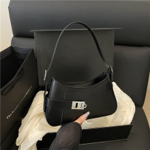 小众设计质感腋下包2025新款气质百搭通勤单肩包黑色手提小包女