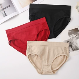 女士三角裤;无钢圈文胸;女士丁字裤