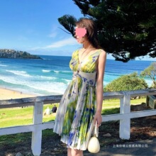徐芮知 原版中古花色 孔雀蓝绿色女神度假裙百褶短裙飘逸吊带