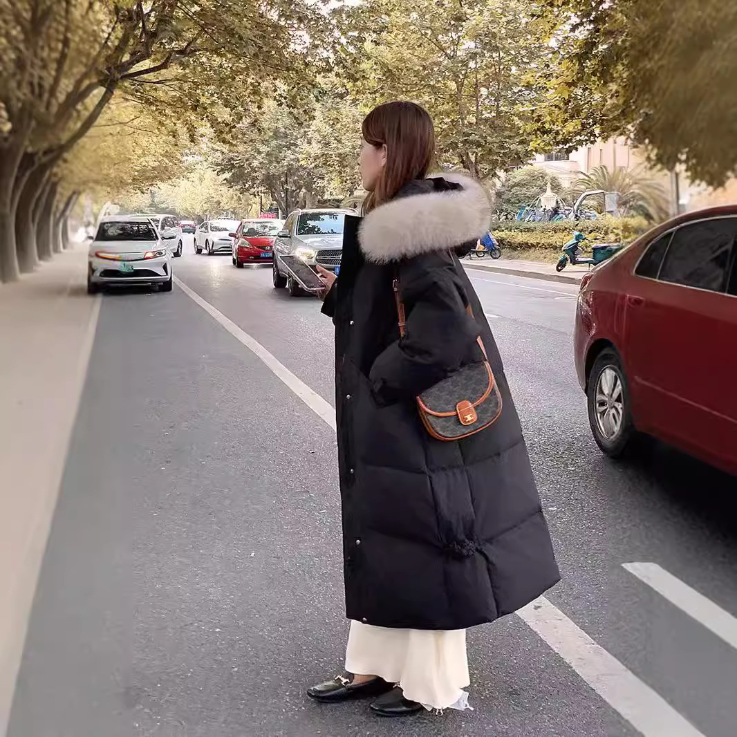 Nuestro abrigo de algodón de pluma en 2024 cuello largo sobre la rodilla estilo nacional engrosado chaqueta de algodón de moda de invierno abrigo
