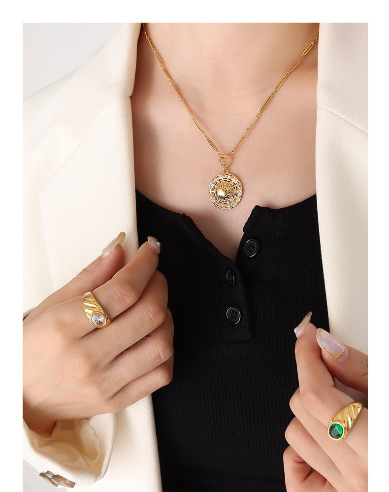 Retro Round Titanium Steel Womenu0027S Earrings Necklace