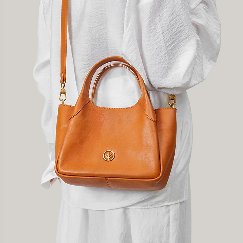 Bagtree Bao shudundundun Baotou capa de piel de vaca bronceada vegetal, hijo de desplazamiento, cubo de agua, cesta de col, mujer