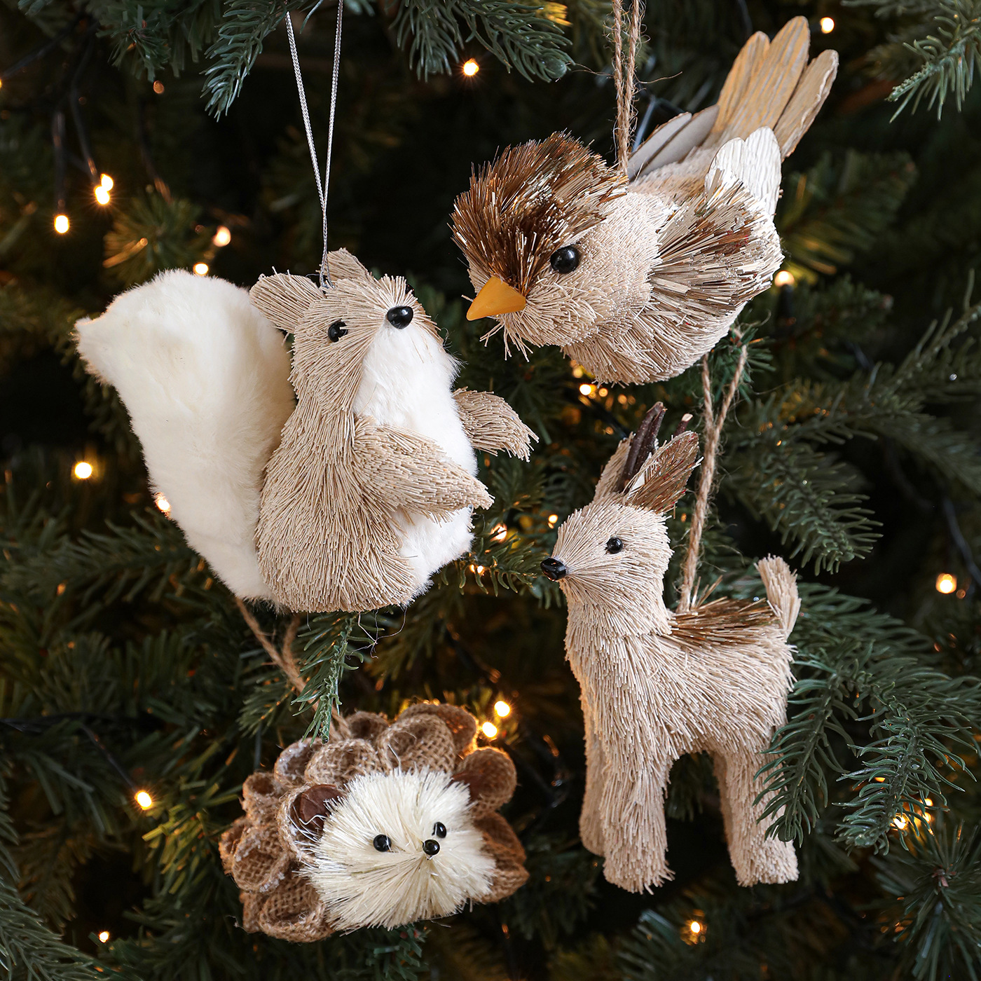 Paja trenzada seda algodón alce colgante muñeca muñeca ventana árbol de Navidad decoración de mesa decoración de Navidad