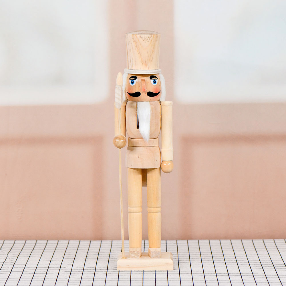 Nuevo producto 38cm hombre de nuez de madera 15in inventario creativo de Navidad blanco embrión hacha hombre de títeres