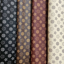 新款转印革印花革字母斜纹五角花挡风箱包鞋材沙发人造革