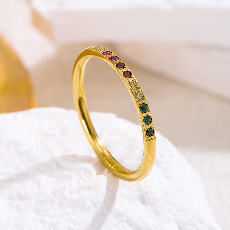 European And American Popular Stainless Steel Inlaid Diamond Shiny Light Luxury Style Elegant Temperament Ring_voghion.com
