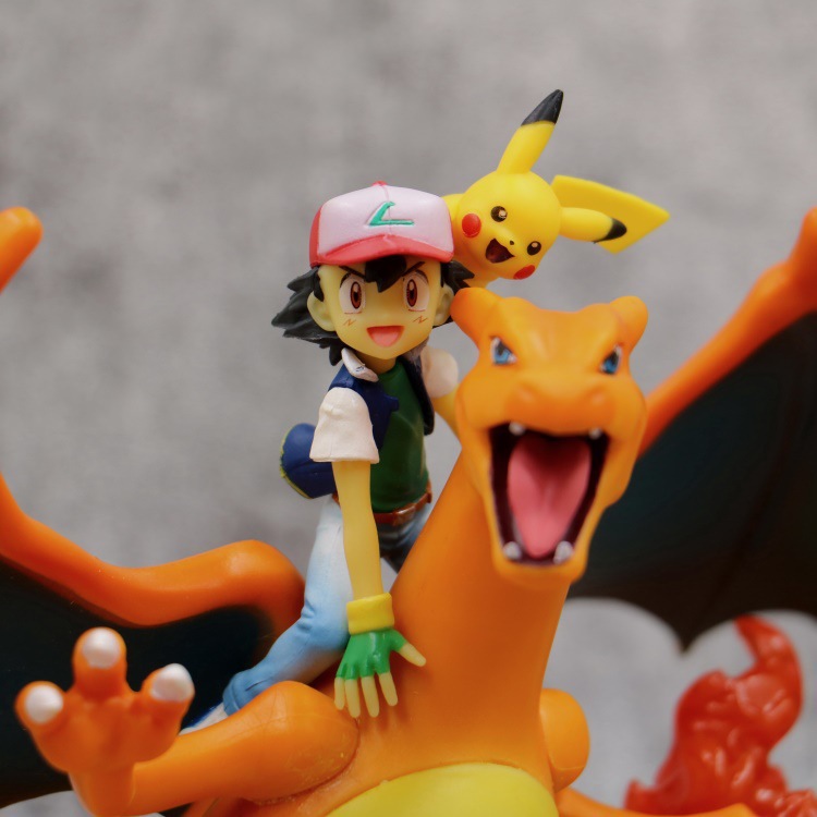 Charizard Figure