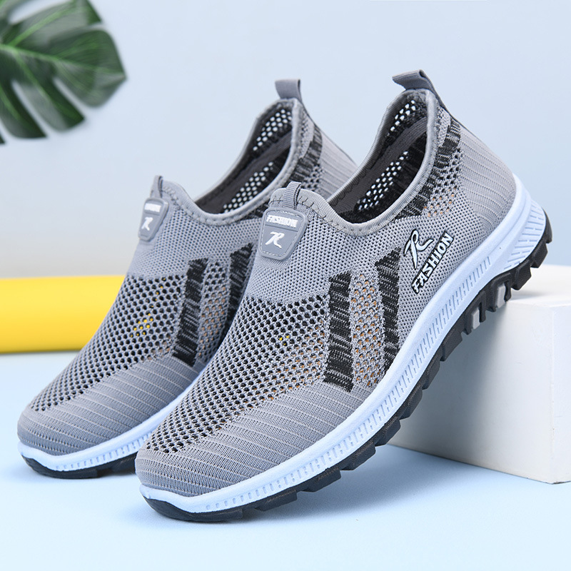 Men's Mesh Shoes 2026 New Summer Casual Sports Shoes Slip-On Soft-Soled Walking Shoes Hollow Breathable Men's Cloth Shoes