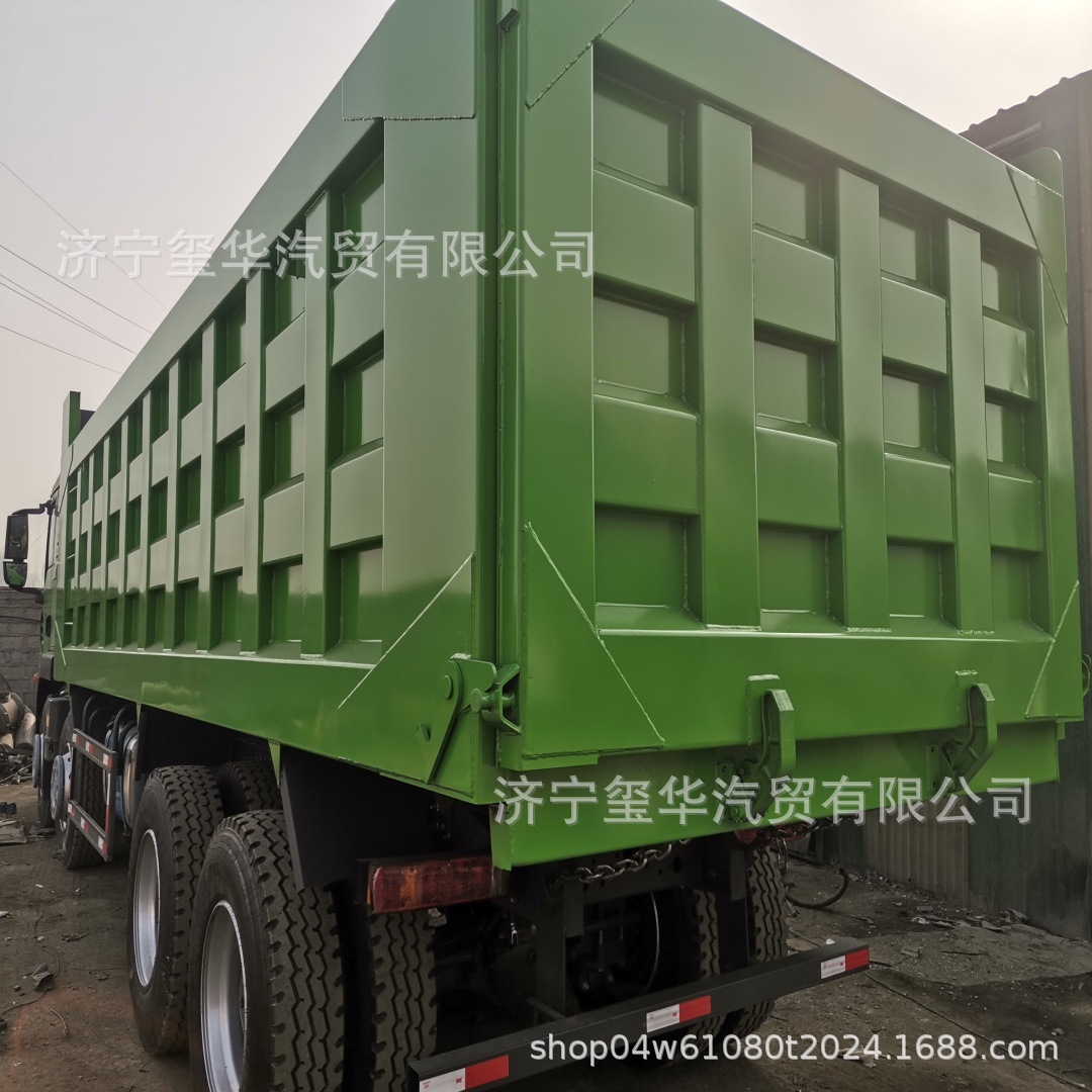 Cross-Border Second-Hand Howo Dump Truck, Howo Tx12-Wheel Sand and Gravel Self-Unloading Transport Truck, Rear-Dump Heavy Truck