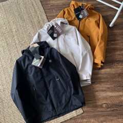 小太阳刺绣硬壳冲锋衣防风防水男女休闲户外连帽登山服冰雪运动