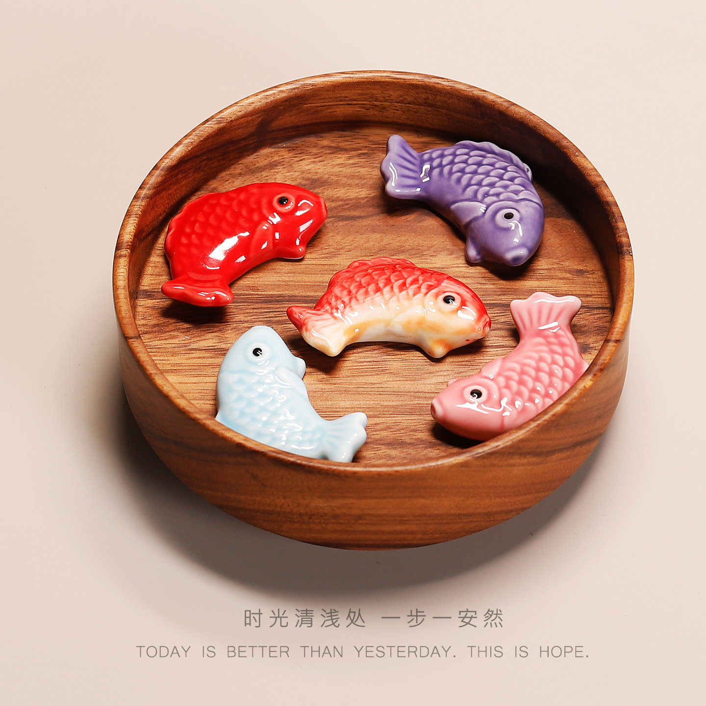 Japanese-Style Hand-Painted Koi Chopstick Rest Ceramic Chopstick Holder Cute Home Chopstick Stand Desktop Ornament