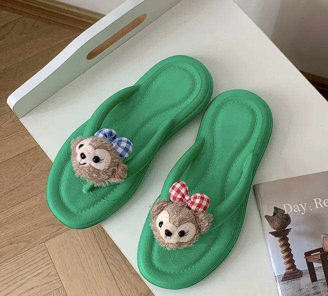 짙은 녹색-대피 베어