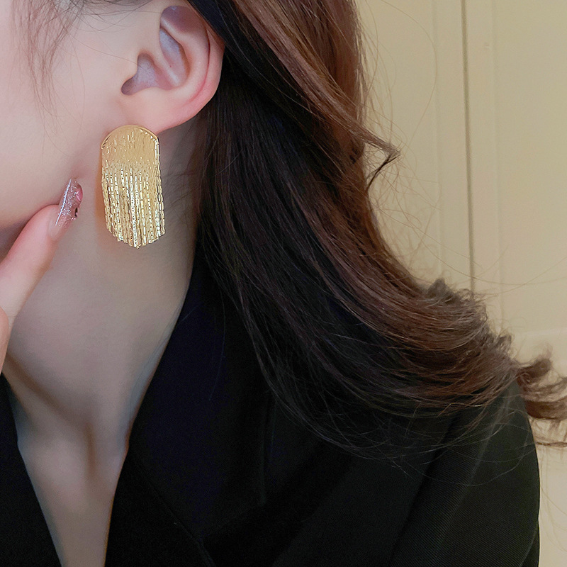 38g Weight Artificial Pearls, Zircon Inlay Material Drop Earrings Classification 1 Pair Quantity Daily Occasion Copper Material Heart Shape, Flower, Bow Knot Pattern Women'S Gender Plating Design Fashion Style 1 Pair Fashion Heart Shape Flower Bow Knot Copper Plating Artificial Pearls Zircon Drop Earrings 32