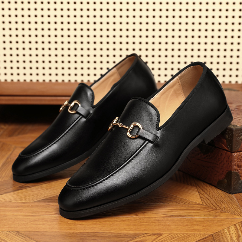 Zapatos de cuero de negocios transfronterizos de gran tamaño para hombres nueva moda hebilla de caballo zapatos Lefu comercio exterior versión coreana de zapatos de cuero perezosos image 4
