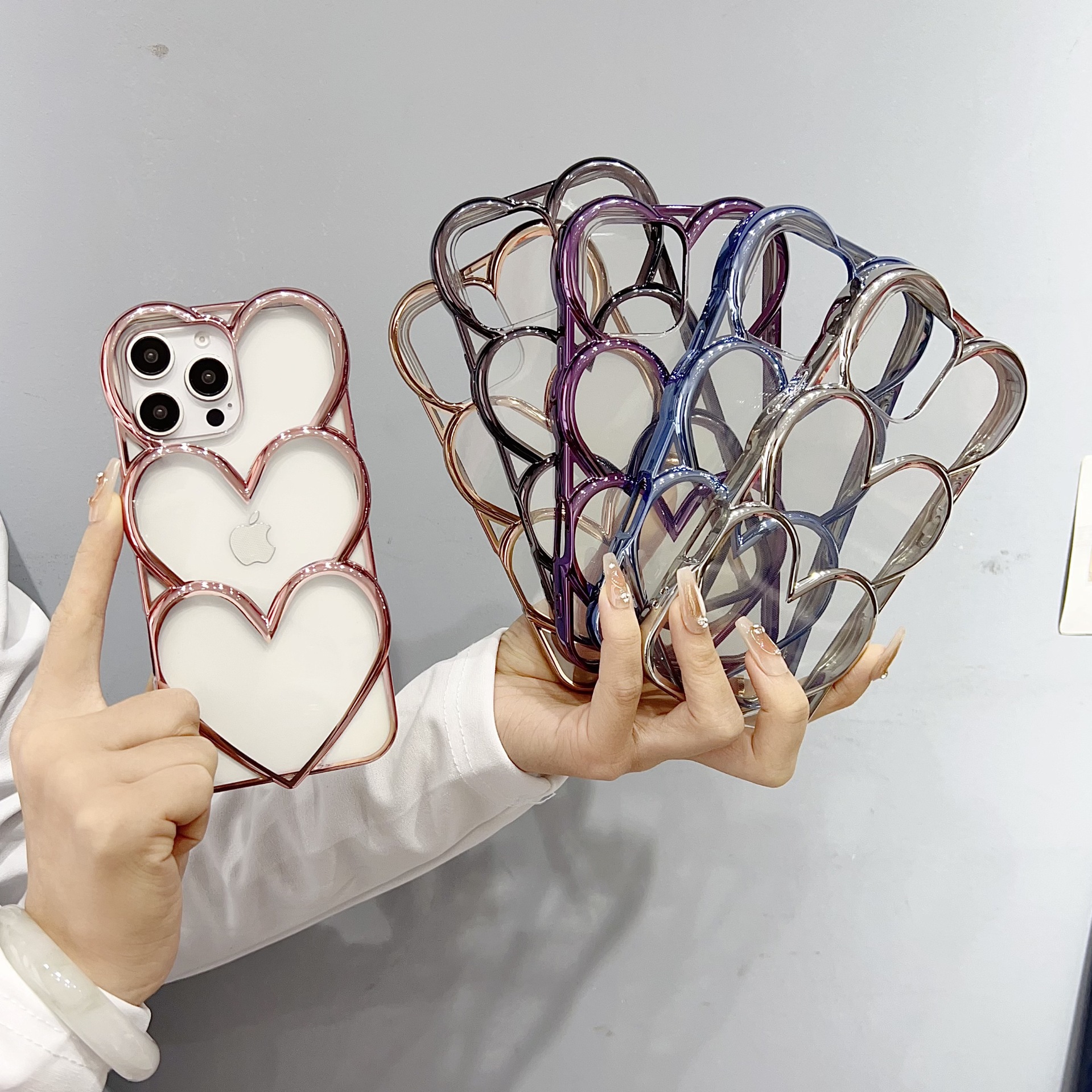 Electroplated Silver Stacked Hearts Simple Sweet Cool Spicy Girl iPhone Case Suitable for iPhone 17 Pro Max Protective Cover