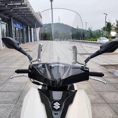 Motorcycle front windshield | panel modification