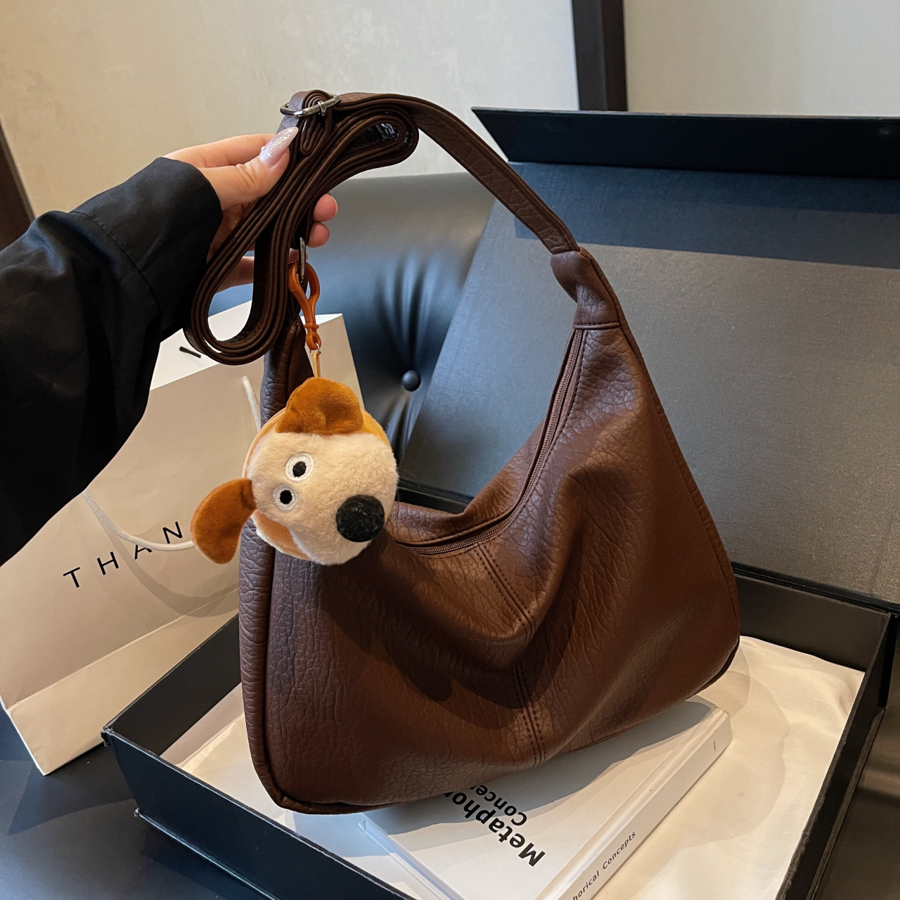 Autumn and winter high-end hand for women 2024 new Meilad large capacity single shoulder commuting popular crossbody_voghion.com