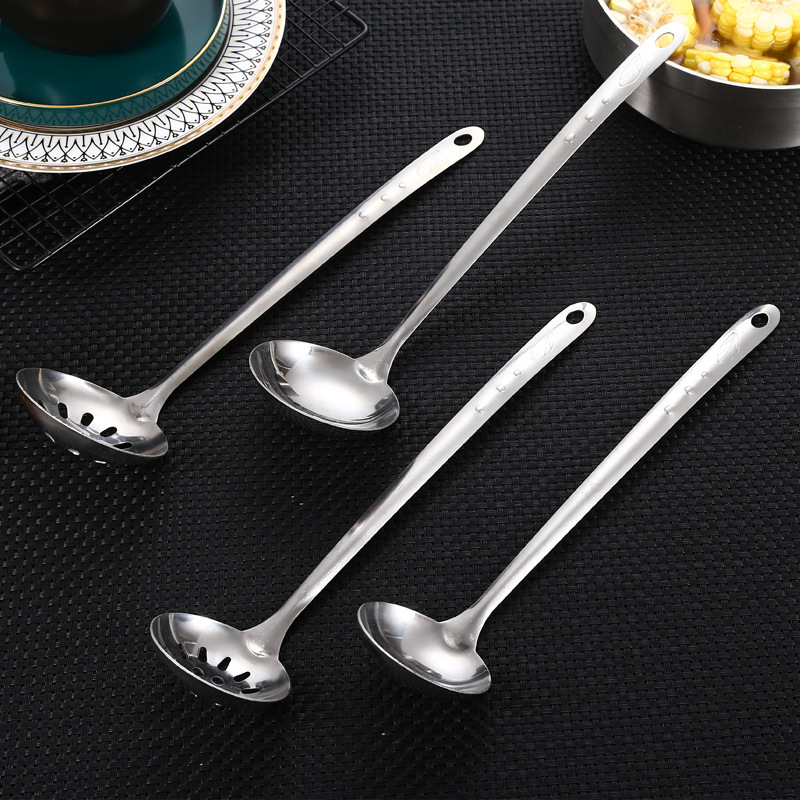 Factory direct sales stainless steel soup spoon non-magnetic long handle spoon pointed handle soup colander kitchen tableware set hot pot colander