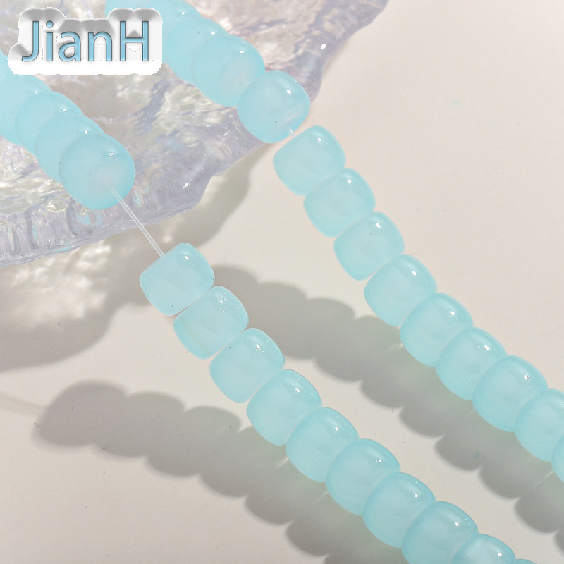 4 light lake blue
