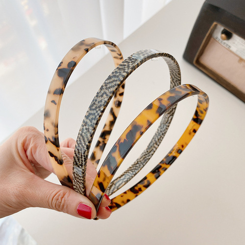 Duowei's new acetate plate headwear, simple and elegant hair accessories, girl's headband, tortoiseshell color, small fresh female hairband