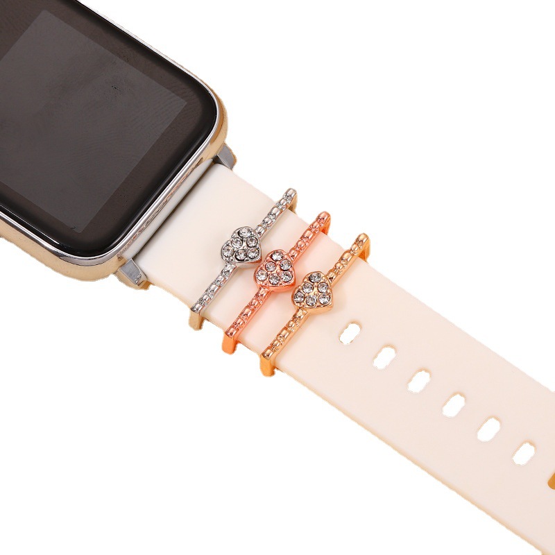 Anillo decorativo con forma de corazón incrustado con diamantes para correa de Apple Watch, estilo moderno y elegante