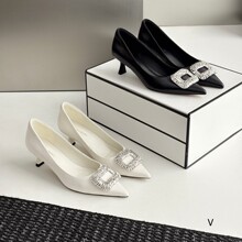 �W��վŮЬ26�����r��荷���ܛ�^��ţƤ���^�\�ڼ��е͸�������Ь