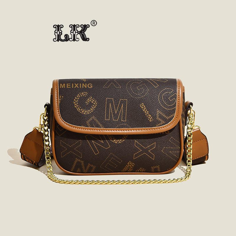 2023 Autumn New Live Broadcast Good Style Chain Saddle Bag Retro Presbyopia High-Quality Single Shoulder Diagonal Letter Women's Bag_voghion.com