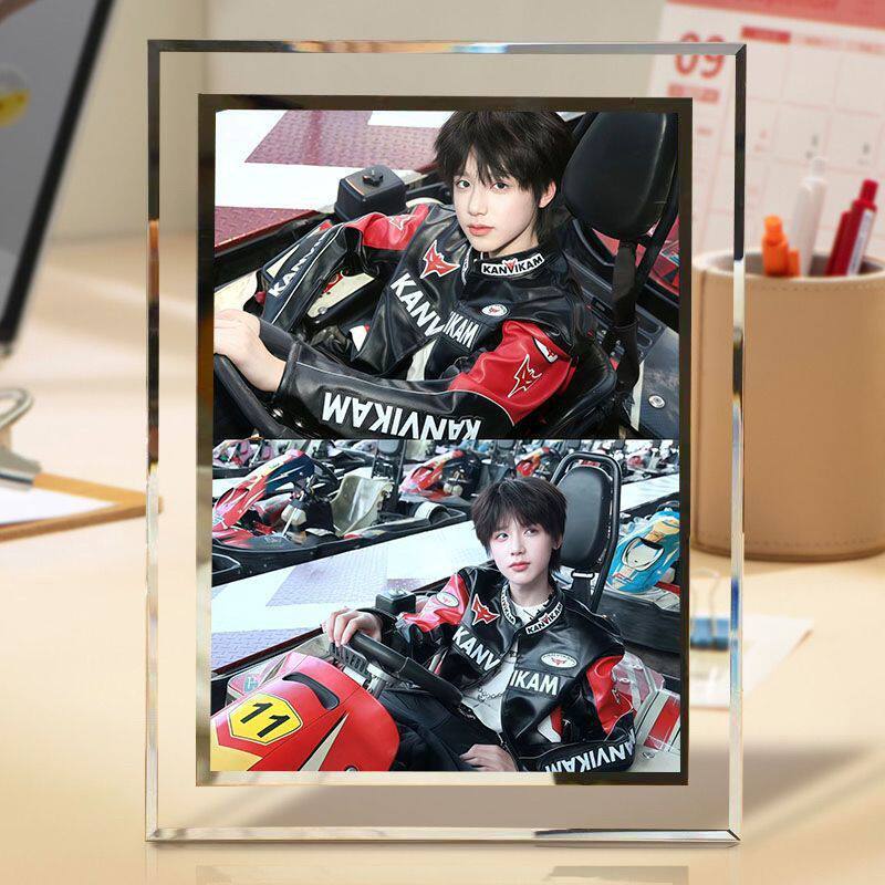 Wei Zichen's Crystal Photo Frame Desktop Ornament Personalized Picture Gift for Female Friends Birthday Present