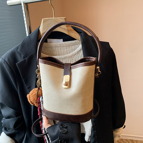 New bags for women 2024 popular bucket bag autumn and winter niche design crossbody bag high-end work small bag