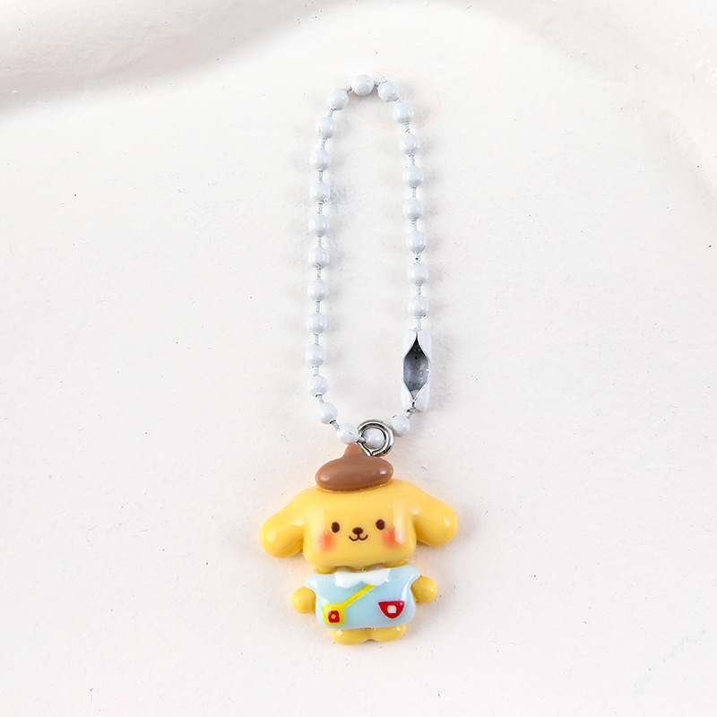 新しいかわいいアニメのキーホルダーは学生のキーホルダーに飾られています。|undefined