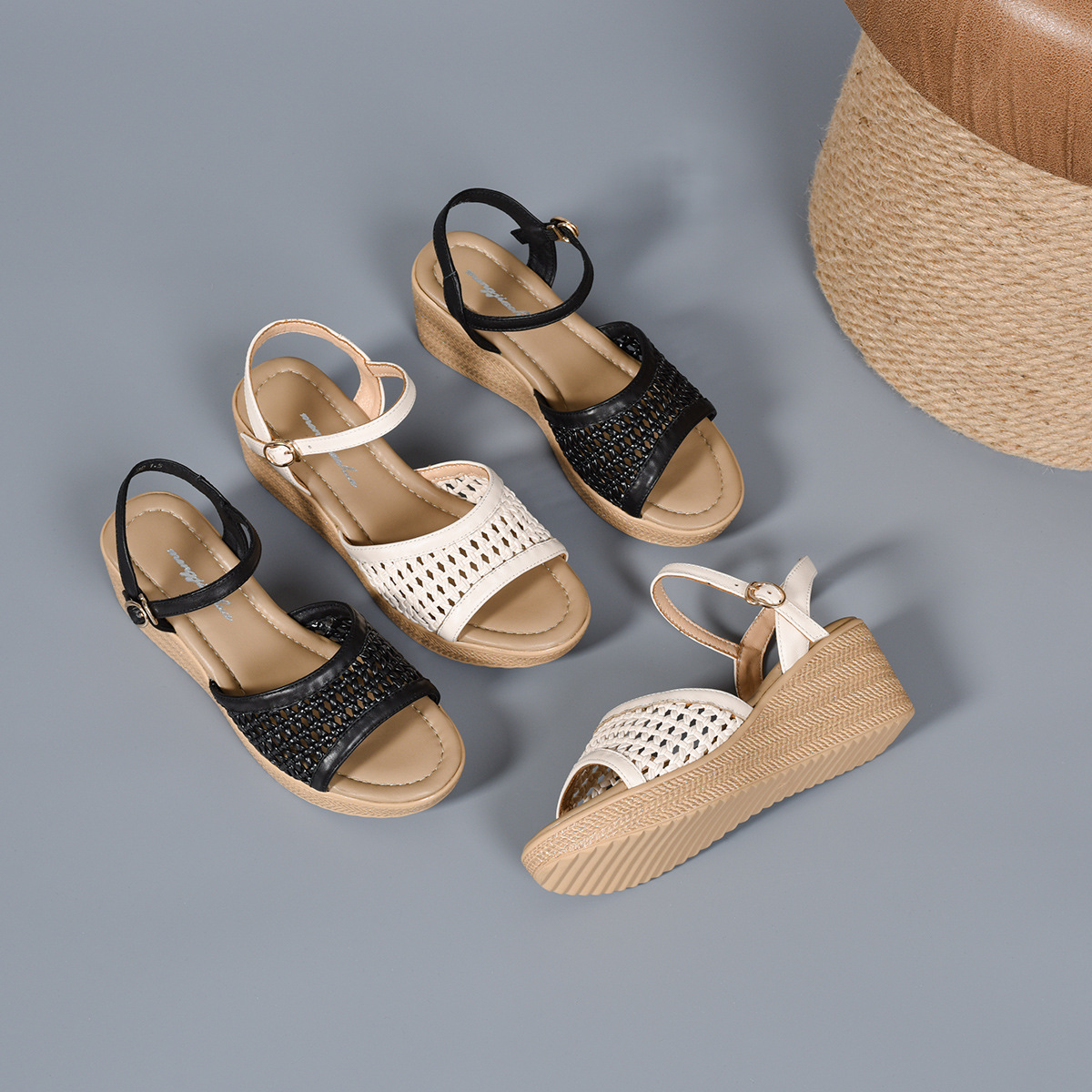 Dép sandal nữ đế xuồng da thật quai đơn đan rỗng — đen chi tiết 9