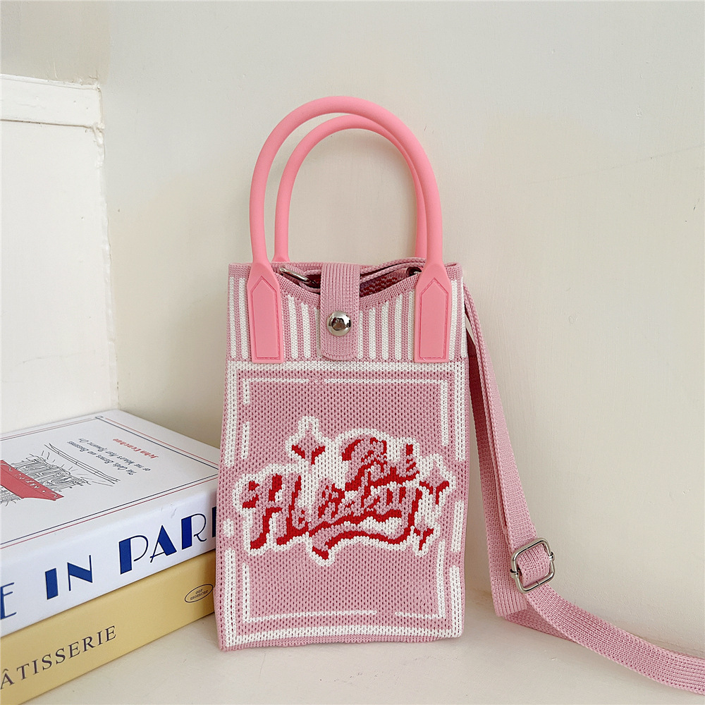 108g Weight Polyester Lining Material Buckle Closure Type Top Handle Strap Type Handbag Bags Type Casual, Daily Occasion Knit Material Cat Pattern All Seasons Season Women's Gender Vintage Style, Classic Style Style Bucket Shape Small Size Women's Small Knit Cat Vintage Style Classic Style Bucket Buckle Handbag 26