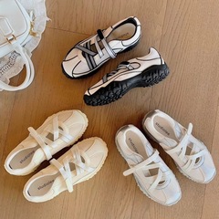 レトロ本革バレエトレーニングシューズ女性用 2025 新しい多用途スプライシングベルクロ厚底メリージェーンシューズ