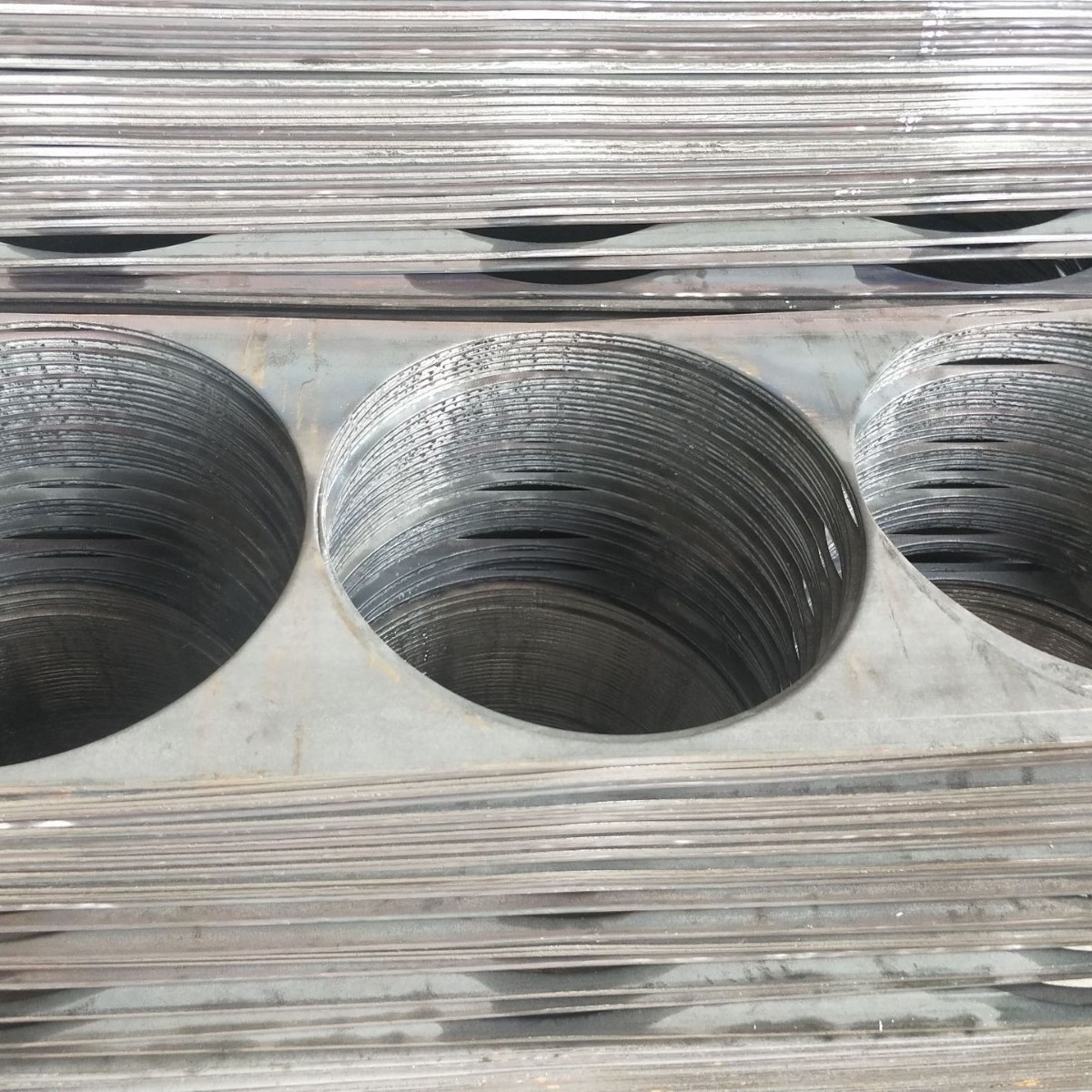 ��������������Ȧ������߽��ϣ��������� ���ֱ߽���