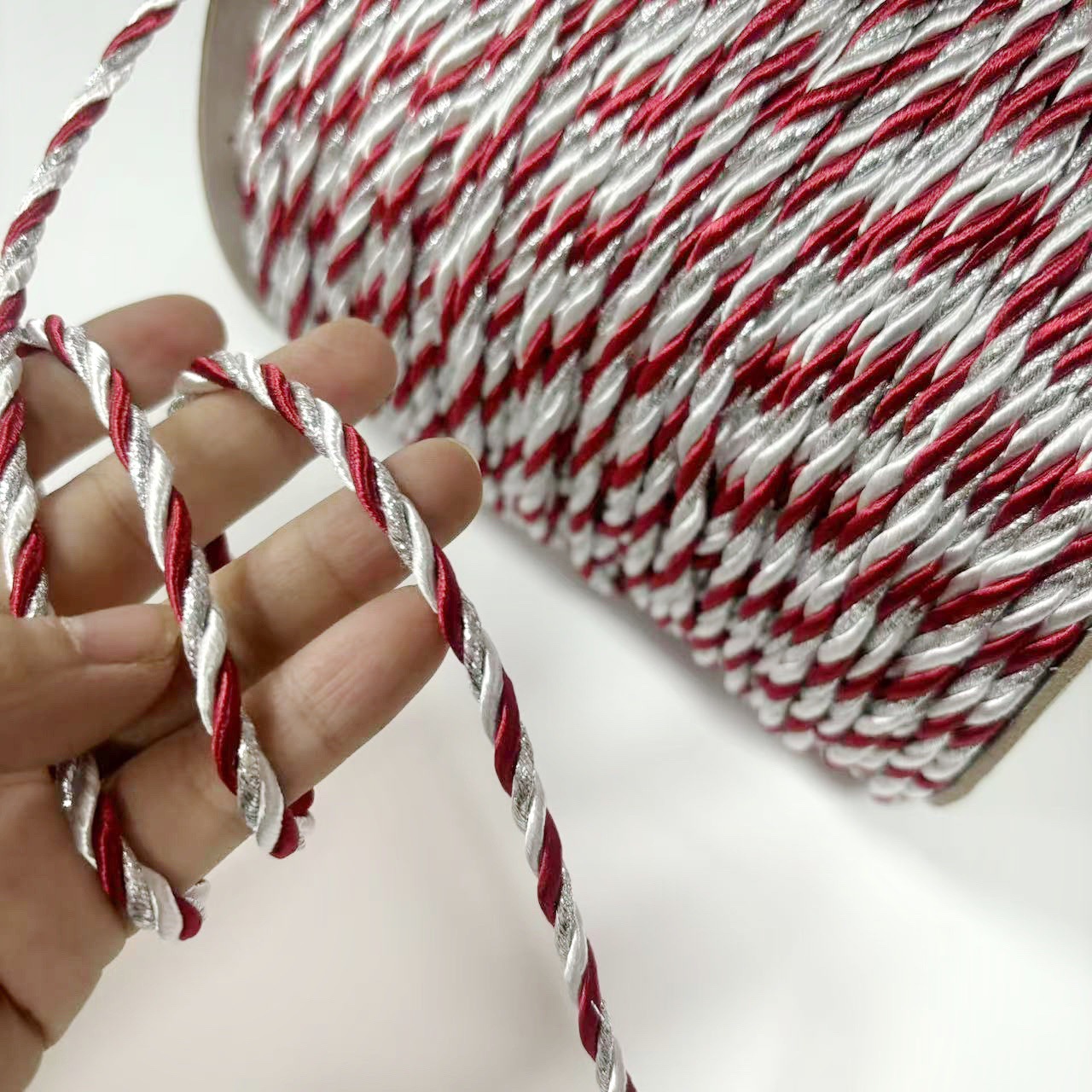 现货5MM红白银葱三股扭绳 间色彩葱绳 圣诞DIY礼盒装饰编织绳辅料