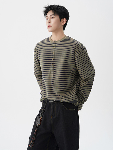Henry Striped Long-Sleeve T-Shirt for Men, Spring and Autumn Season, American Retro V-Neck Top, Relaxed and Loose Fit Underwear