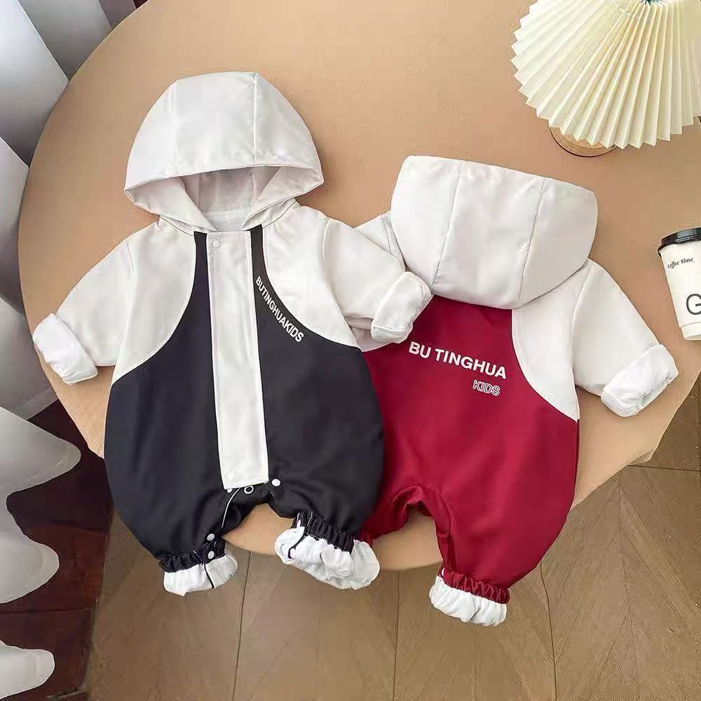 Ropa de bebé versión coreana de la hermosa chaqueta de una pieza de la celebridad de Internet
