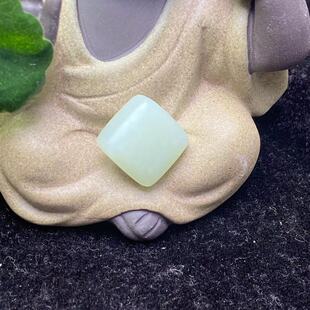 Factory Outlet Xinjiang Hetian Jade Pendant Square Small Buckle Clavicle Chain Pendant